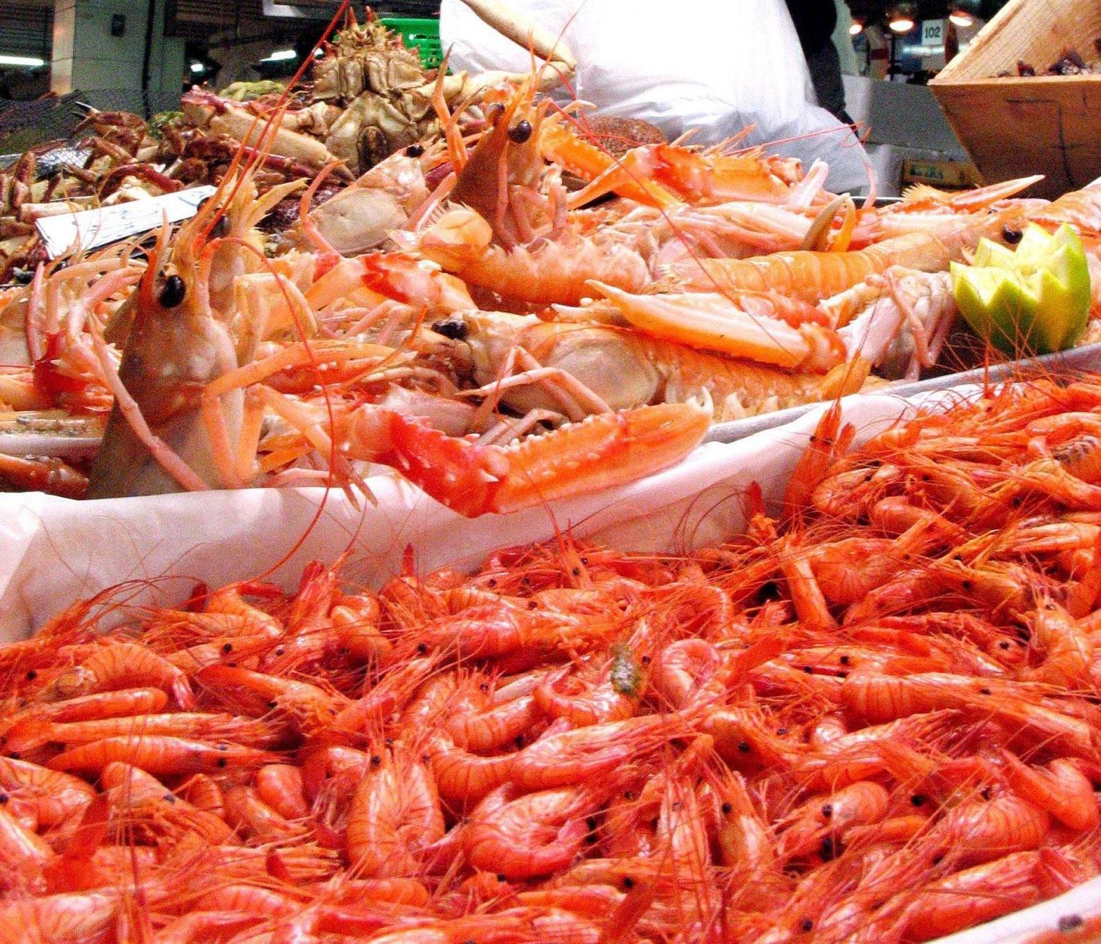 Pesce decongelato venduto come fresco e scatta il sequestro
