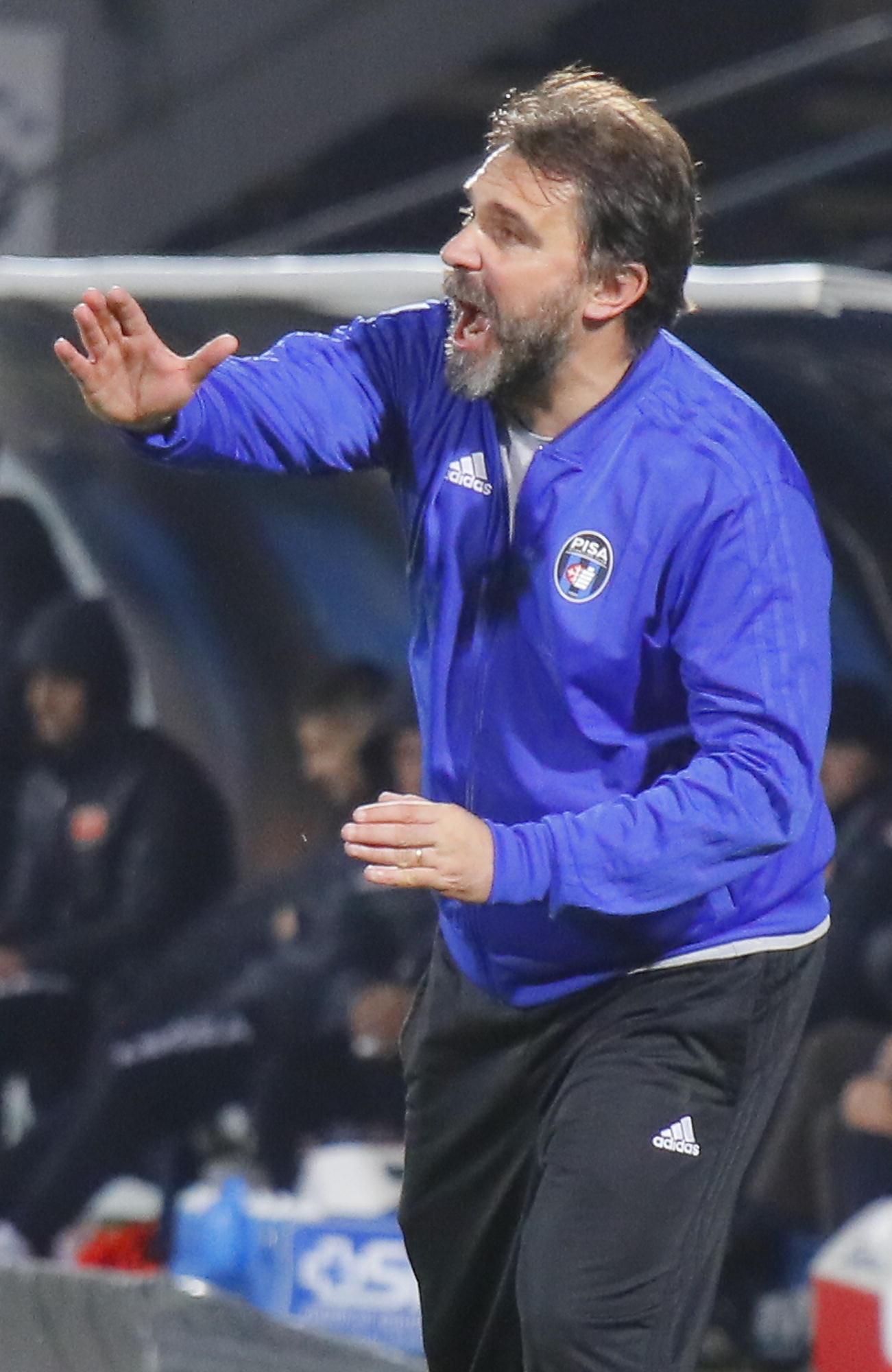 L'allenatore del Pisa mister Luca D'Angelo