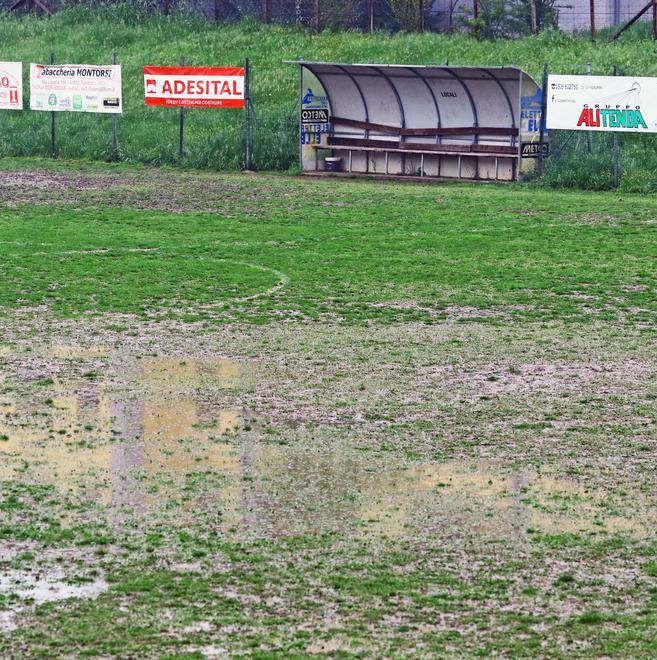 La pioggia ferma la finale