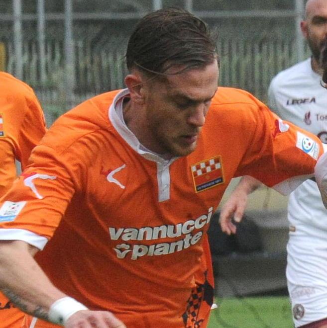 In parità (anche in pagella) il derby in salsa versiliese fra Terigi e Mannini