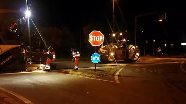 Modena, buche in tangenziale il Comune corre ai ripari. E si lavora di notte