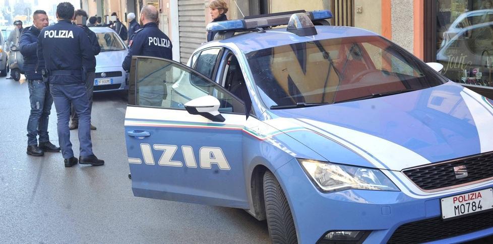 Pistoia, ferito con le forbici dal ladro che ruba nel suo fuoristrada 