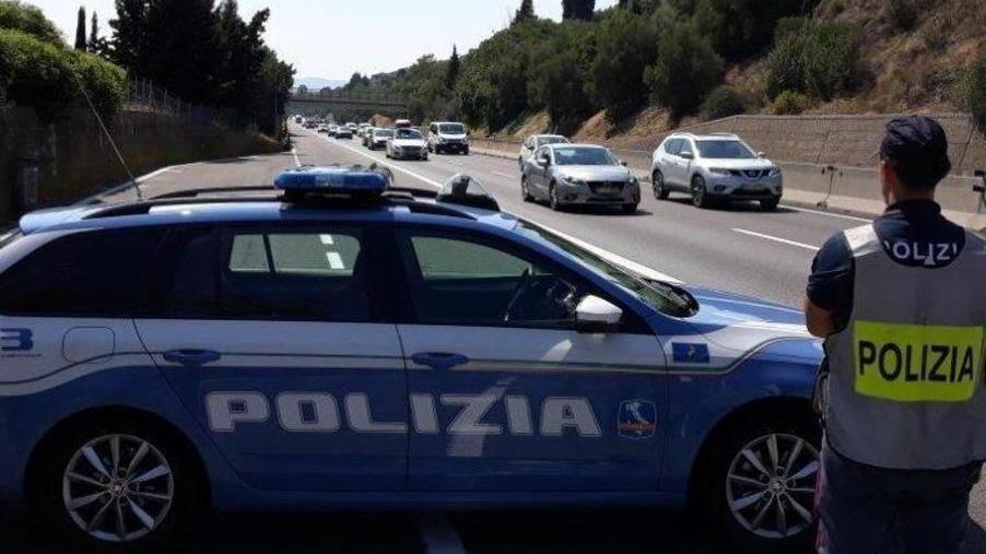 L’autista guidava il bus senza avere riposato: stop alla gita scolastica