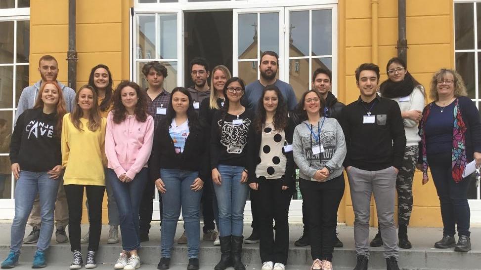 19 giovani volontari all’ospedale