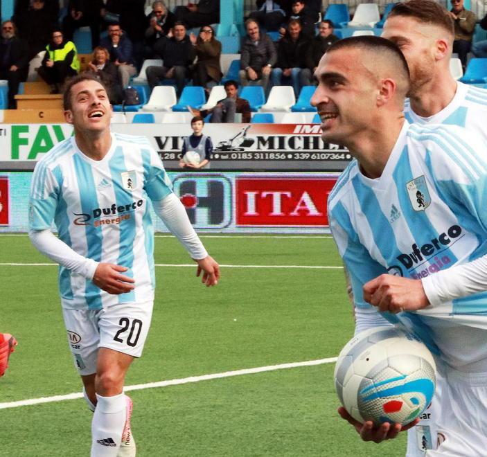 Tensione a mille, duello a distanza fra la Virtus Entella e il Piacenza