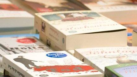 Comprare libri scartati per aiutare la Biblioteca Oggi parte l’iniziativa