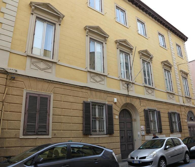 L’ex sede dell’Inpdap di corso Mazzini: l’Asl vuole acquistarla per realizzarci una Casa della Salute