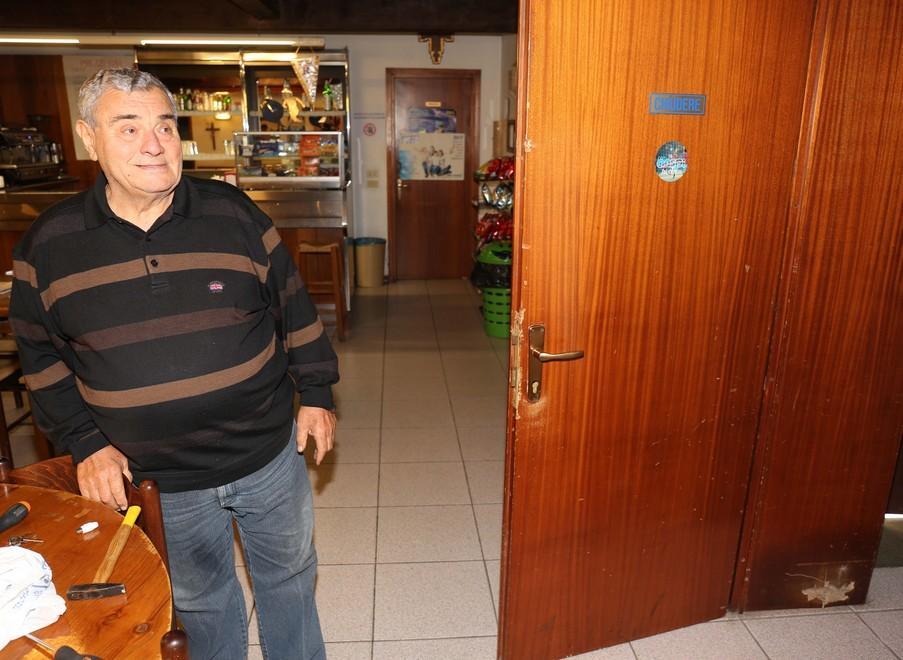 Reggio Emilia, notte da incubo a Gavasseto: raid di furti in bar, auto e abitazioni 