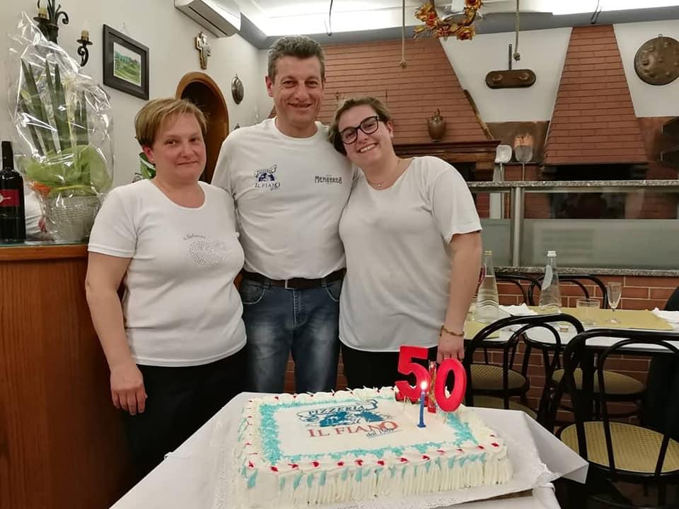 Nacque in un garage: la pizzeria “Il Fiano” festeggia mezzo secolo 