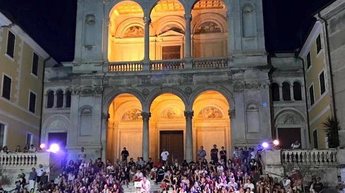 A luglio invasione di ballerini La kermesse della danza si farà