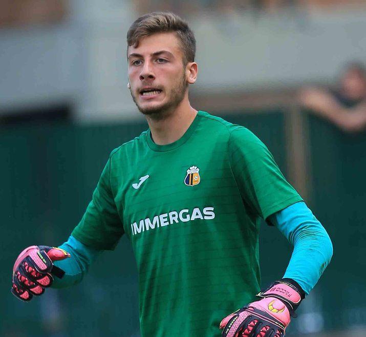 Il portiere Faccioli tiene a galla il Lentigione a Pavia 
