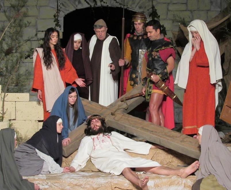 Migliaia a Frassinoro per la Via Crucis dei cinquecento figuranti 