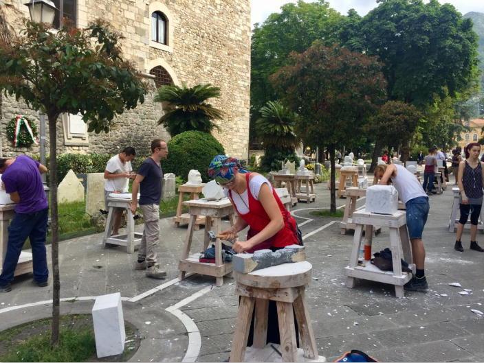 Il simposio degli allievi di scultura dell'Accademia di Belle Arti di Carrara