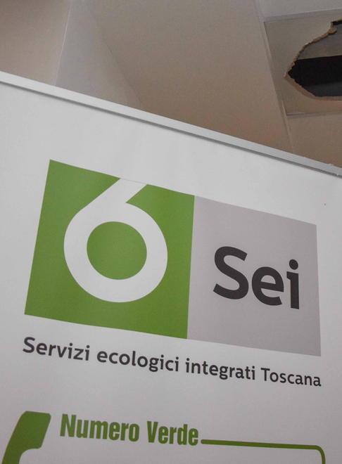 Sei assume altri ex interinali ma in 10 firmano un esposto