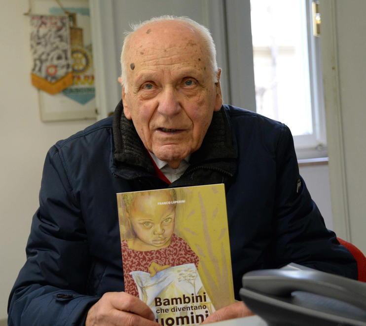 Addio a Franco Luperini, scrittore per passione e per solidarietà 