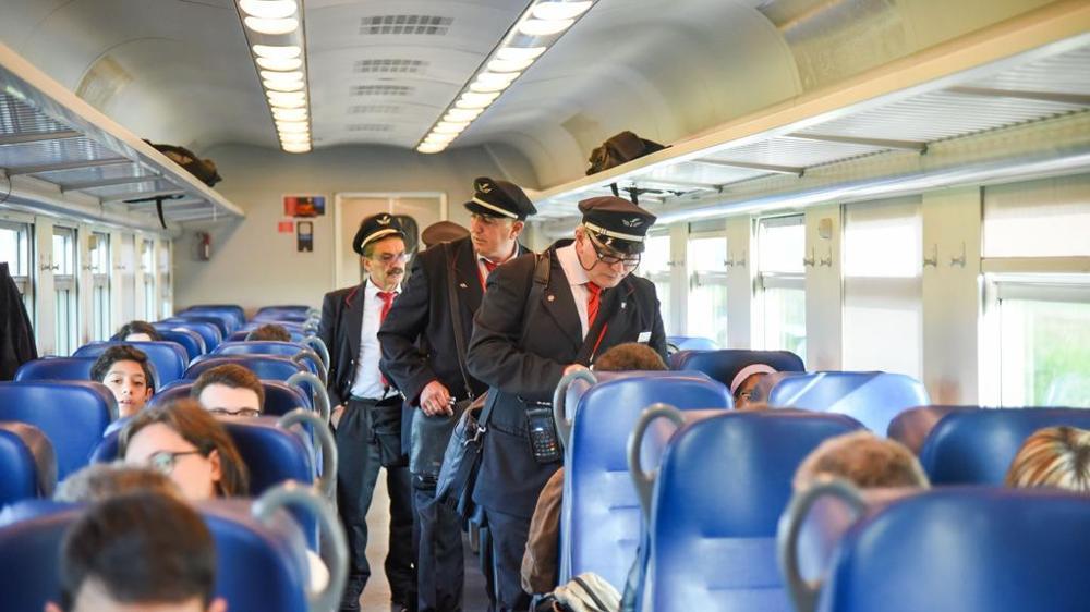 Controllori in treno (archivio)