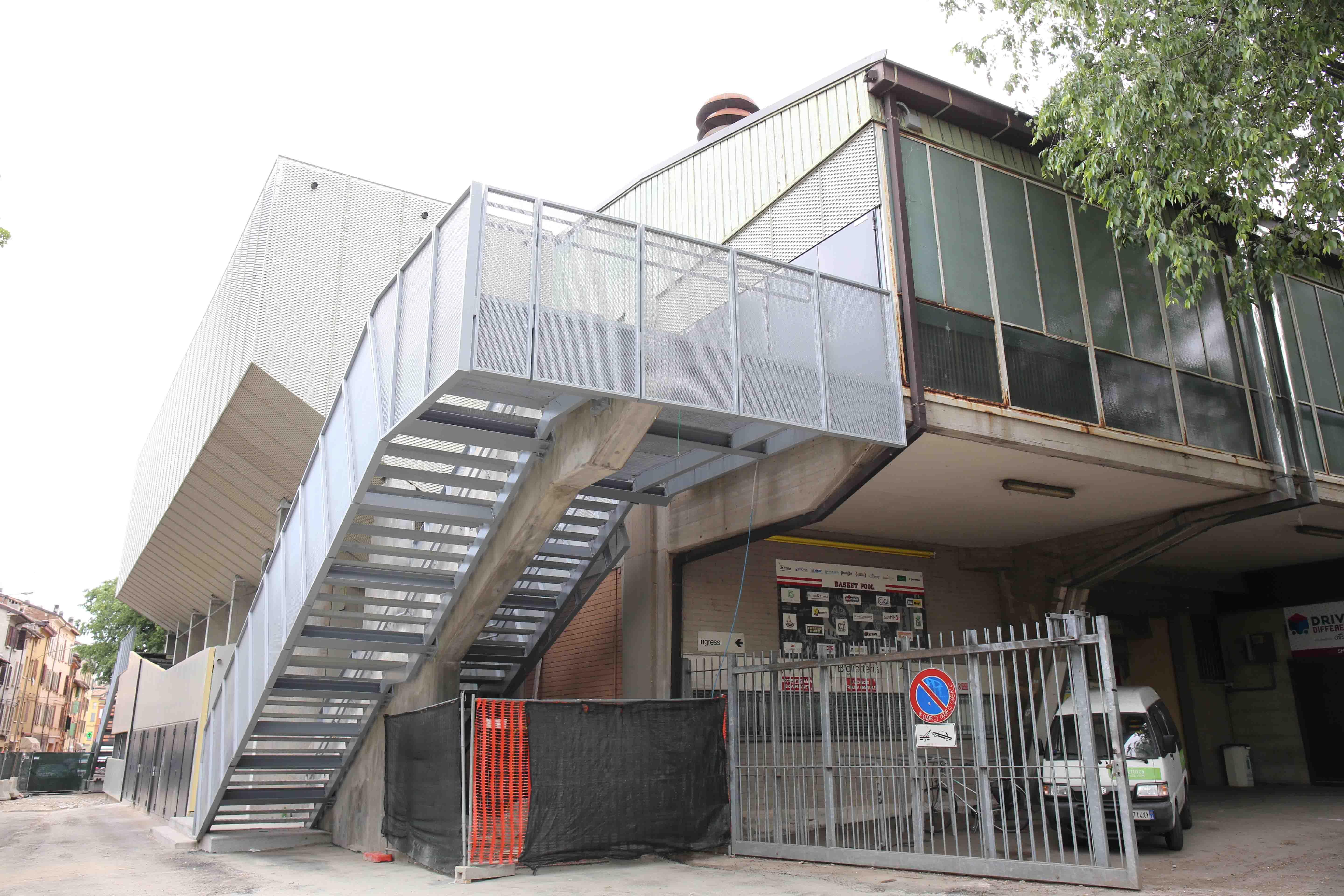 Reggio Emilia, sul tetto del Palasport crescerà il muschio anti smog 