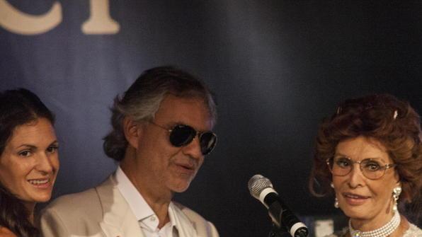 Parata di star a Forte dei Marmi per la Celebrity Fight Night