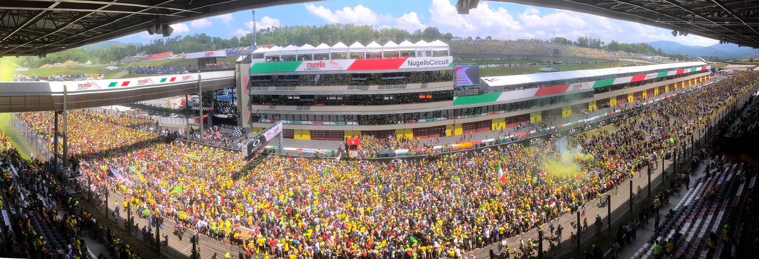 La festa al Mugello dopo la conclusione di un Gran premio