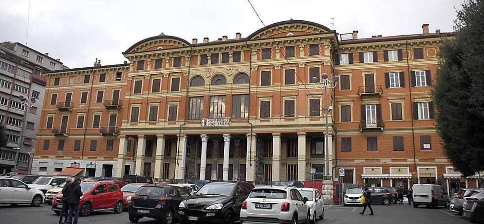 «I lavori eseguiti nel 2007 la causa del primo crollo al teatro Politeama» 