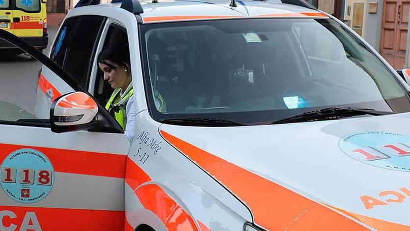 Scooter investe bimba di 4 anni sul lungomare