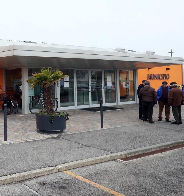 Svolta green a Poggio Nuovi pannelli solari su palestra e municipio 