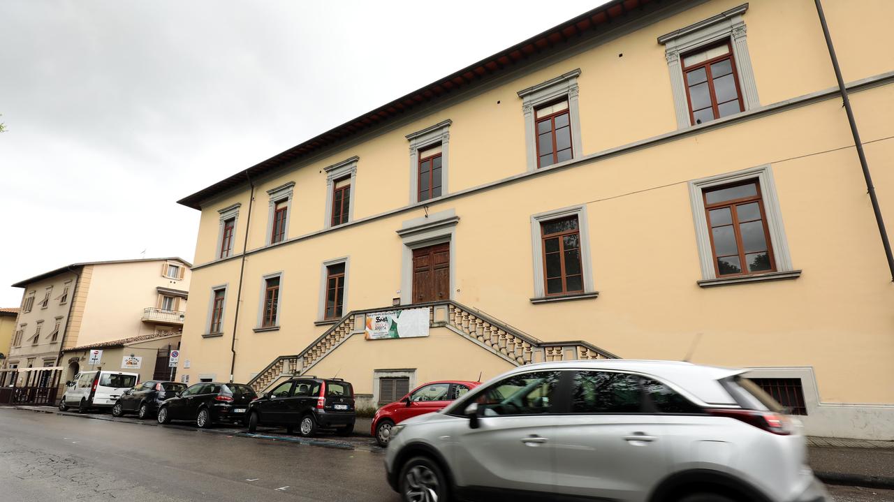 Poche iscrizioni al liceo bilingue, Santissima Annunziata a rischio