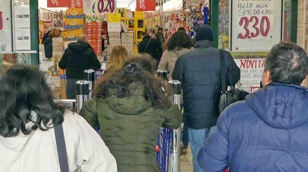 Festivi infrasettimanali: scatta lo sciopero nel commercio privato