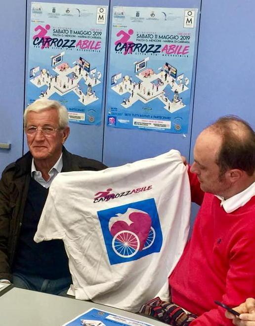 La Carrarese lo ha lanciato e lui torna qui. Marcello Lippi testimonial di CarrozzAbile 