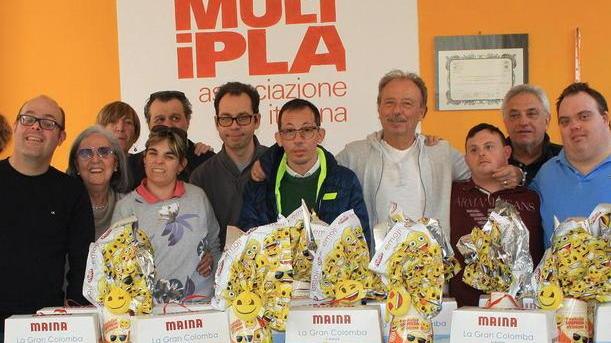 Uova pasquali e colombe donate ai ragazzi dell’Apodi