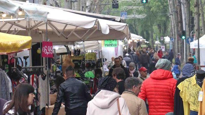 La pioggia rovina la festa San Giorgio bagnato ci riprova