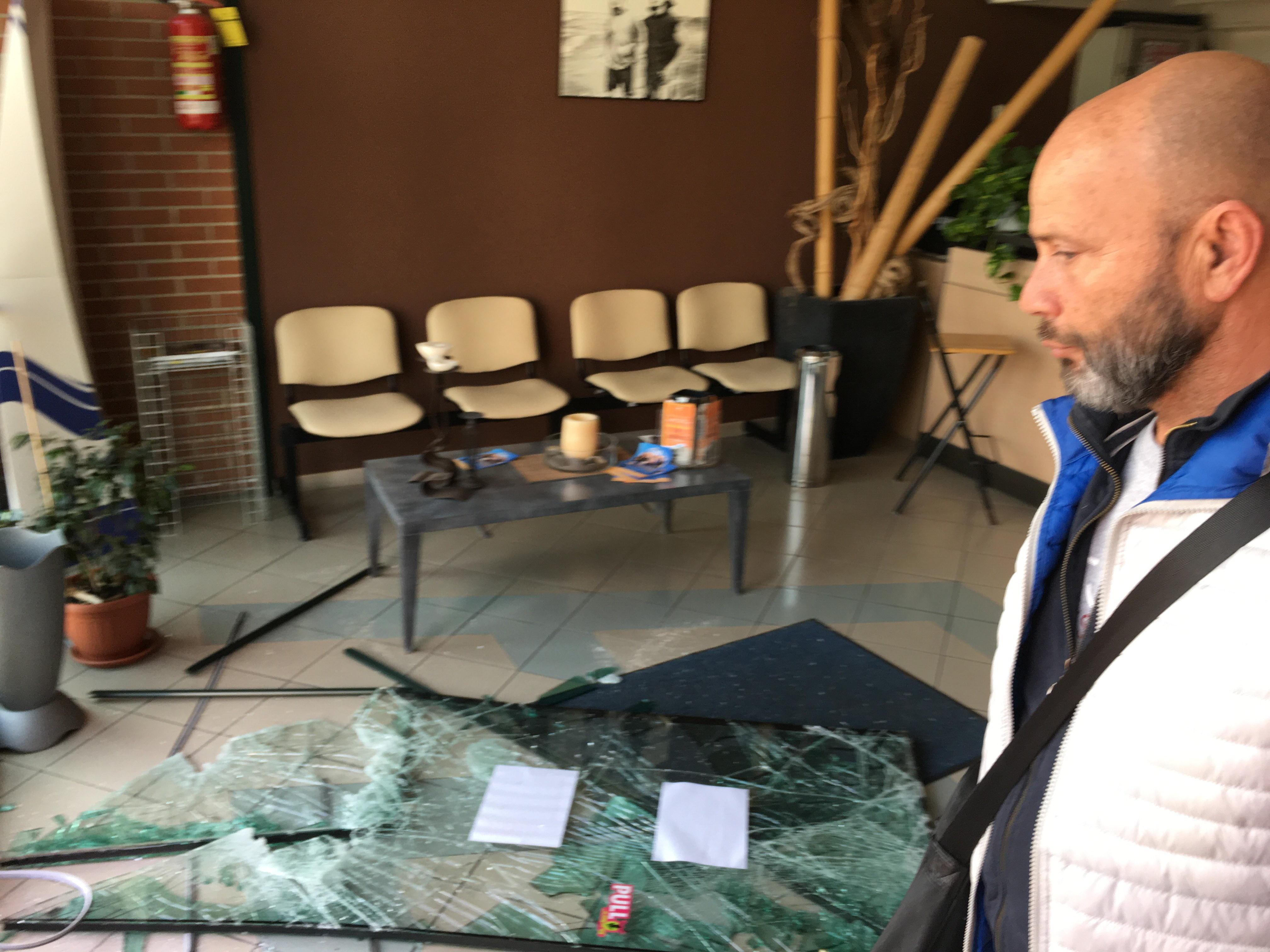 I danni nella palestra Valdera Wellness (Foto Franco Silvi)