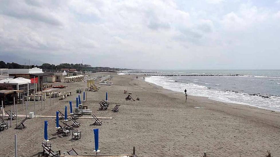 Ripascimento fai da te e la spiaggia è ok Lavori terminati nei 7 stabilimenti