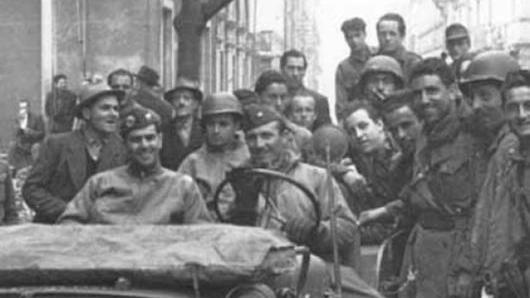 Un giorno memorabile: Bella ciao e gonfaloni per la Liberazione