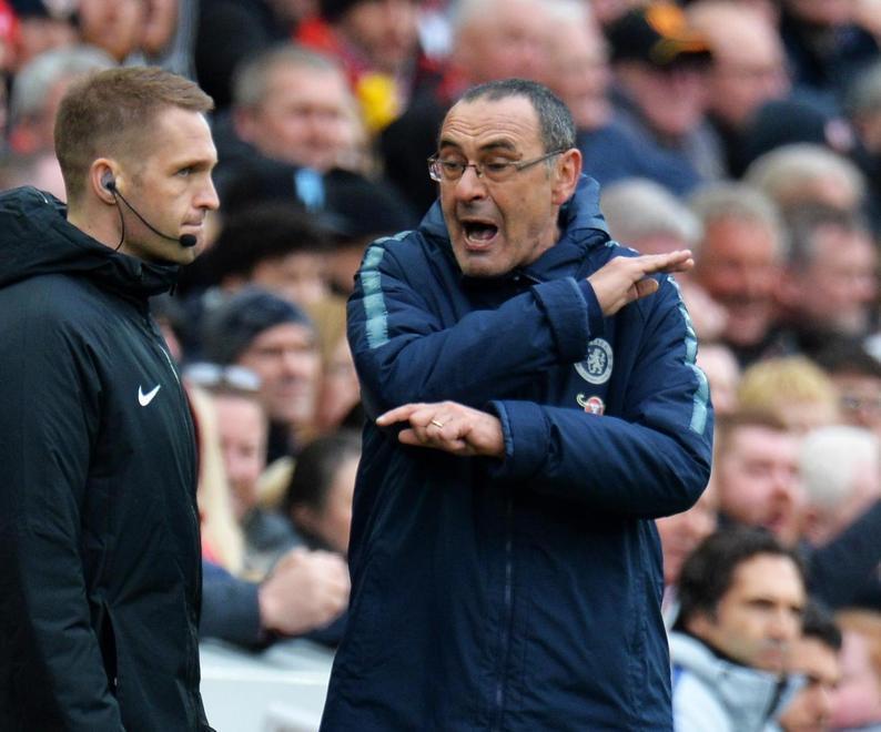 Offeso, deriso, espulso Sarri ora anche deferito