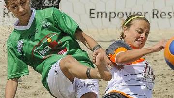 Guai sulla sabbia: niente Olimpiadi senza nazionali femminili