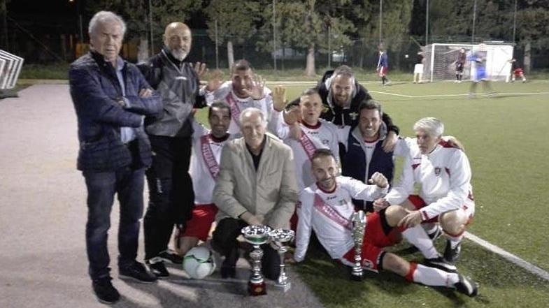 Trionfo dei Veterani Sportivi Una tripletta di Spampani nella finalissima col Veliero