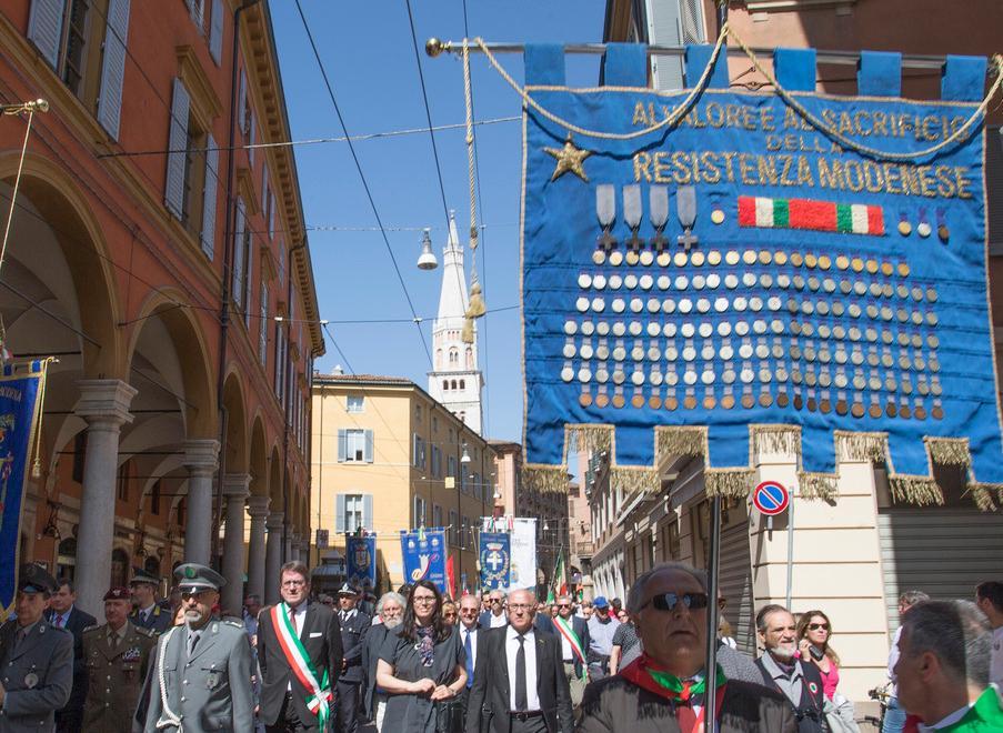 Cortei e concerti, Modena celebra il 74° anniversario della Liberazione 