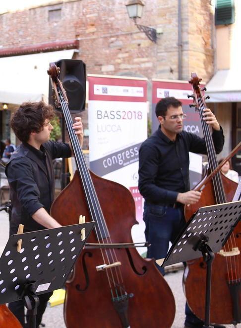 Vie e piazze di Lucca risuonano di musica classica 