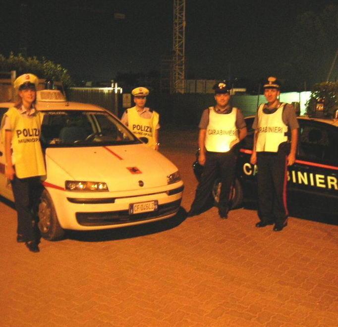 Polizia municipale e carabinieri di pattuglia a Montemurlo