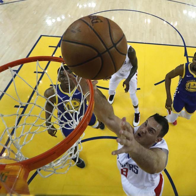 Il canto del Gallo sveglia i Clippers. E l’America 