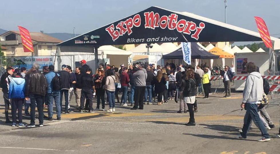 Apertura con il bòtto alla kermesse di ExpoMotori 