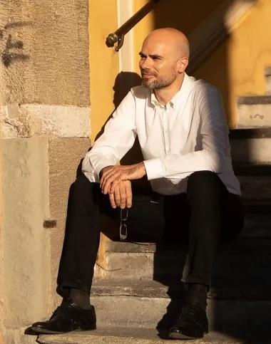 Santini, l’outsider Pd Dalla Banca Mondiale alla corsa alle Europee 