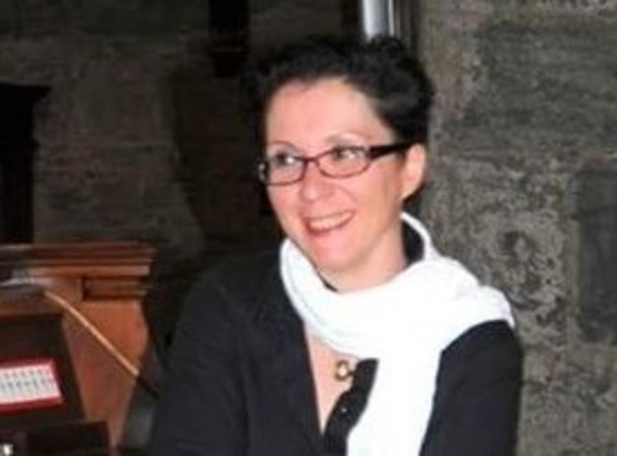 Milena Mansanti all’organo della chiesa di San Giacomo 