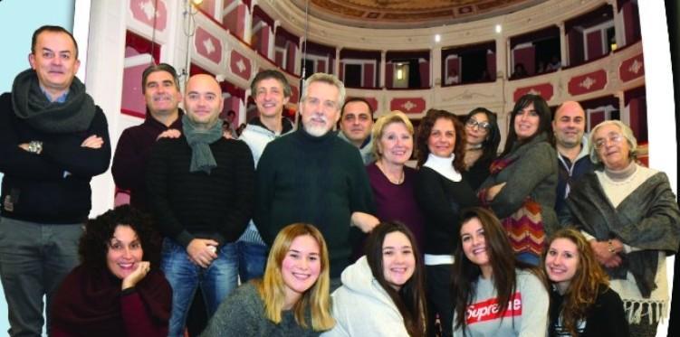 Spettacolo e solidarietà con il brigante Orcino domani a Santa Croce 