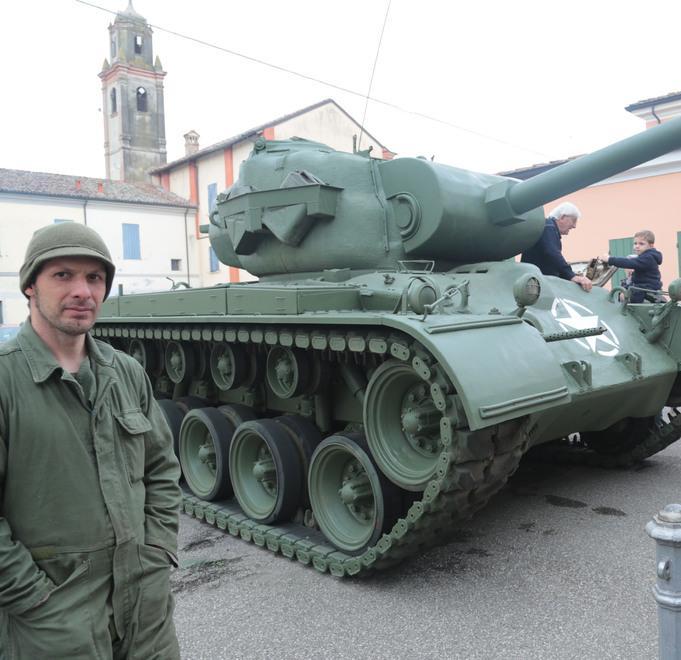 Tornano gli alleati a Brescello e Guastalla La sfilata è uno show 