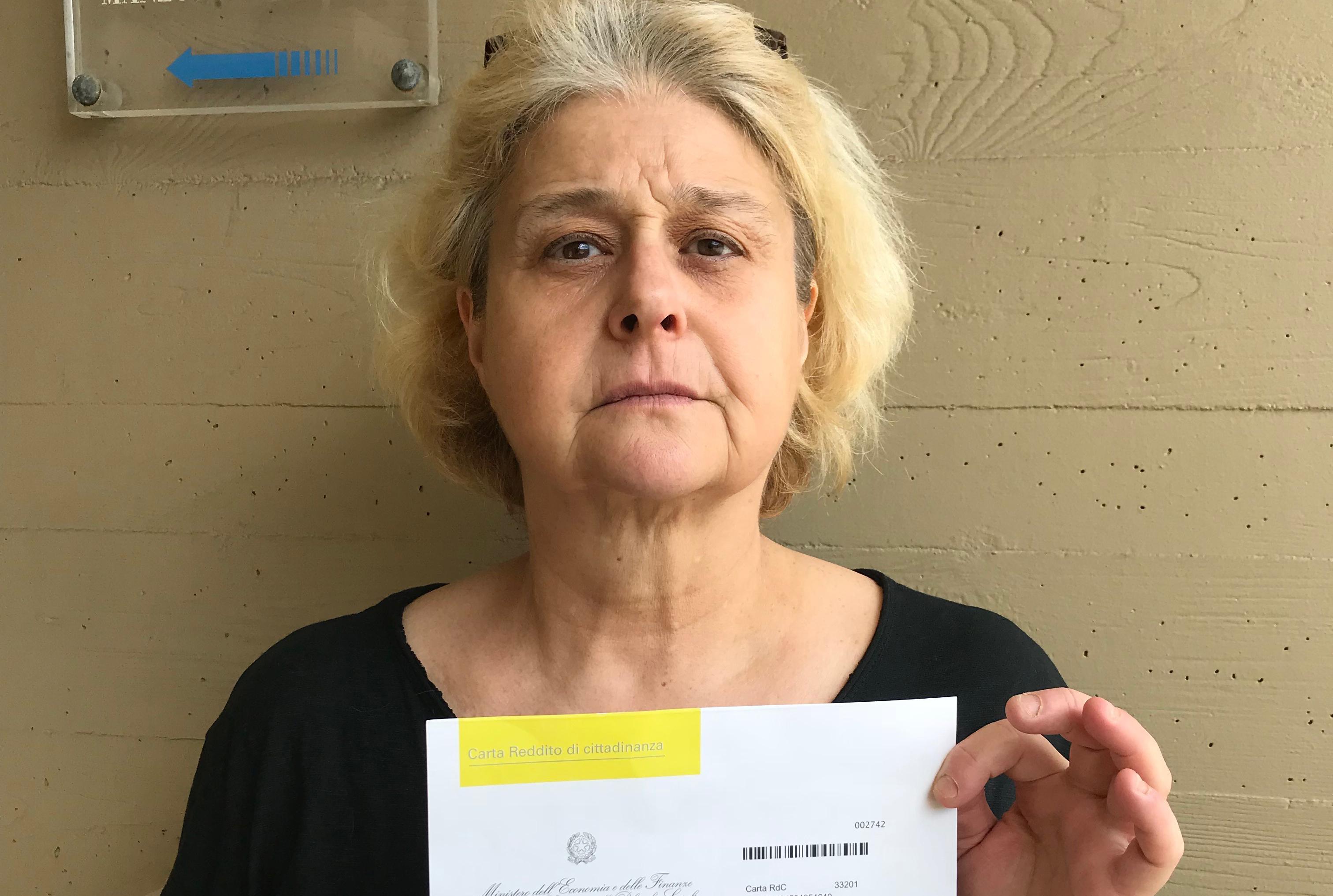 Perde tutto per il fallimento, ma riceve solo 93 euro dal reddito di cittadinanza 