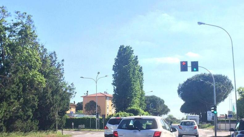 Il semaforo che multa di Fornacette