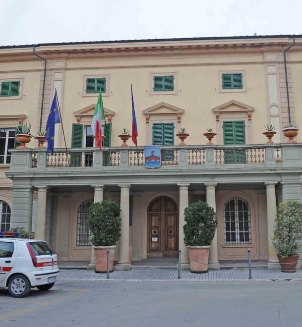 Tutti vogliono il Comune