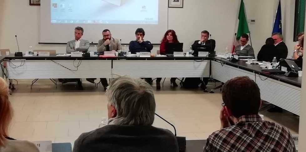 Unione, la riforma pre elettorale frena: assenti e censure 